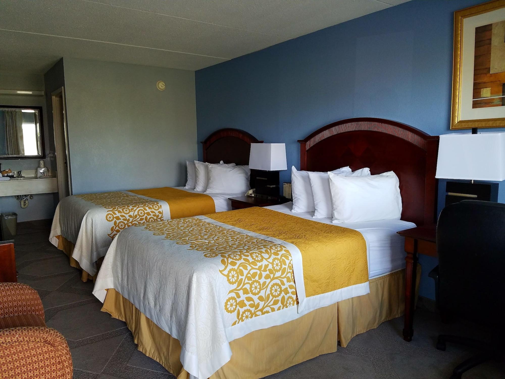Days Inn By Wyndham Richmond Extérieur photo