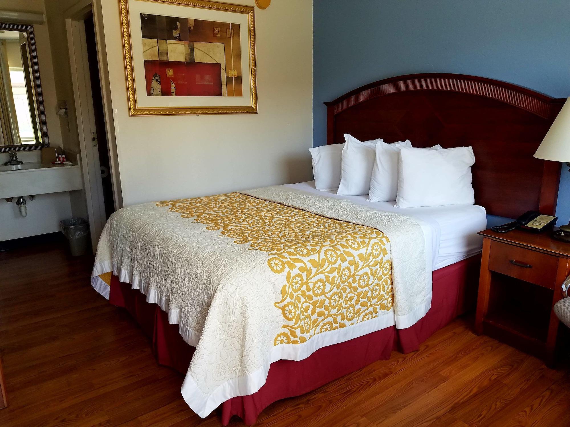 Days Inn By Wyndham Richmond Extérieur photo